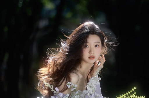 一天3大瓜!带着女儿偷腥、偷税漏税、滞留迪拜件件荒唐可笑 一天3大瓜!带着女儿偷腥、偷税漏税、滞留迪拜件件荒唐可笑